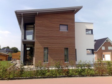 Einfamilienhaus in Holzrahmenbau mit Holzfassade