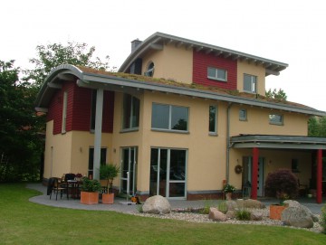 Einfamilienhaus in Holzrahmenbau mit Holzfassade