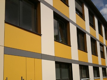 Fassadensanierung mit Trespa-Platten