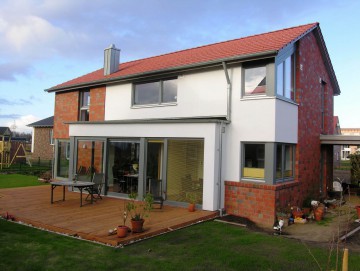 Einfamilienhaus in Holzrahmenbau mit Holzfassade