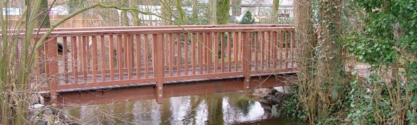 Fußgängerbrücke